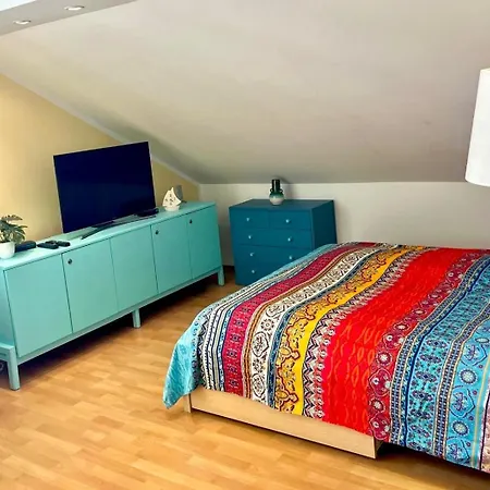 Semesterbostad Jana *